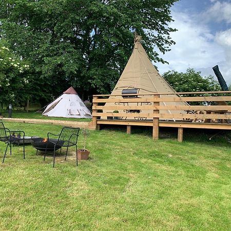 Burtree House & Retreats Tipi With Secluded Hot Tub Hotell Thirkleby Eksteriør bilde