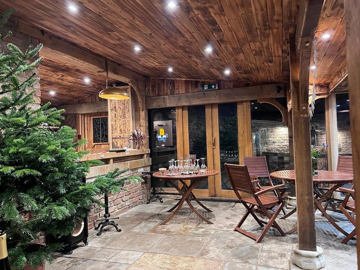 Burtree House & Retreats Tipi With Secluded Hot Tub Hotell Thirkleby Eksteriør bilde