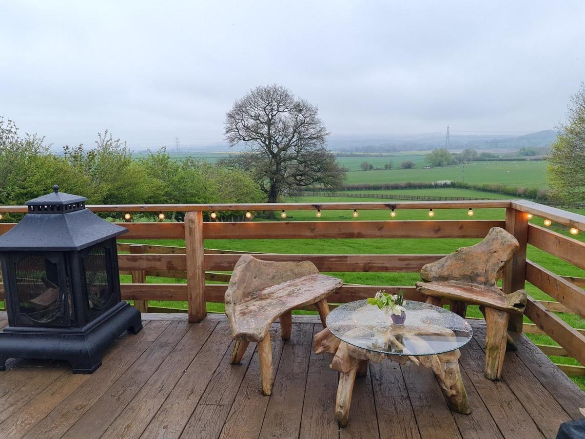 Burtree House & Retreats Tipi With Secluded Hot Tub Hotell Thirkleby Eksteriør bilde
