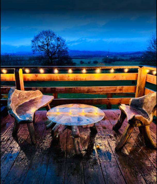Burtree House & Retreats Tipi With Secluded Hot Tub Hotell Thirkleby Eksteriør bilde